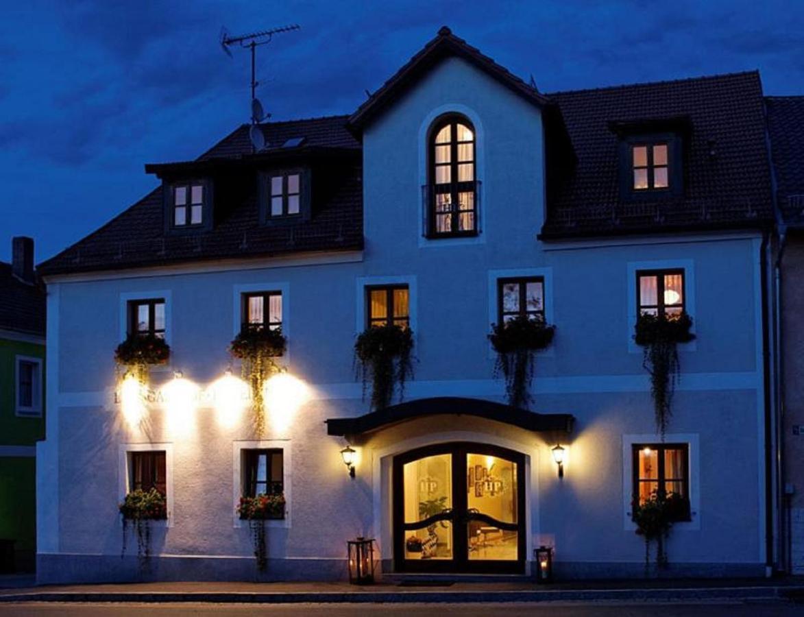 Zedernhof Gesundheits- & Wellnesshotel Stamsried Luaran gambar